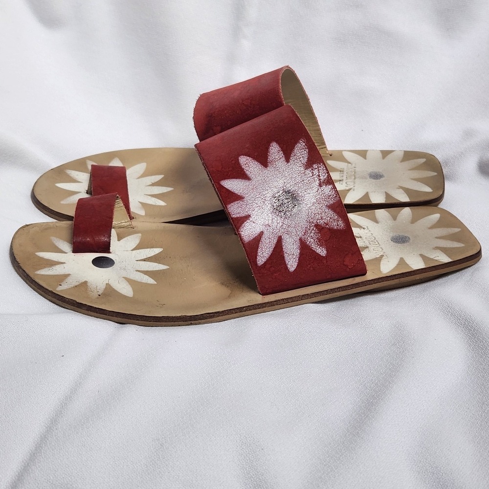 Emozioni Red Leather Daisy Floral Toe Ring Slide Sandals, Italy, Womens 7.5